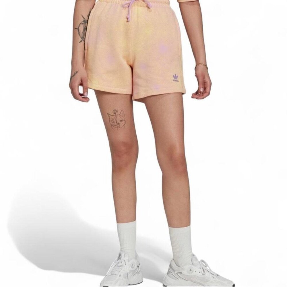 Adidas Originals Sweat Shorts in Bliss Lilac with Splatter Print New with Tags